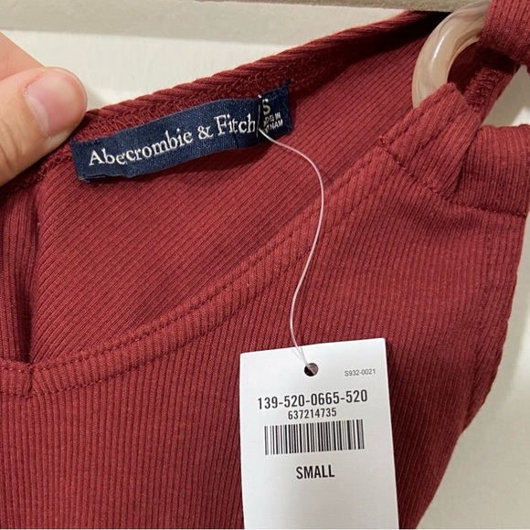 NWT Abercrombie and Fitch Bodysuit - Picture 3 of 3